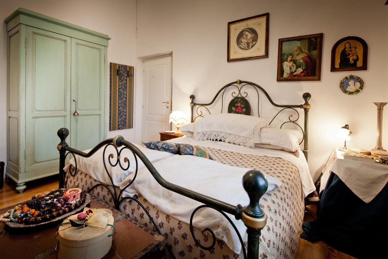 Villa Titti B&B Orciano di Pesaro Luaran gambar